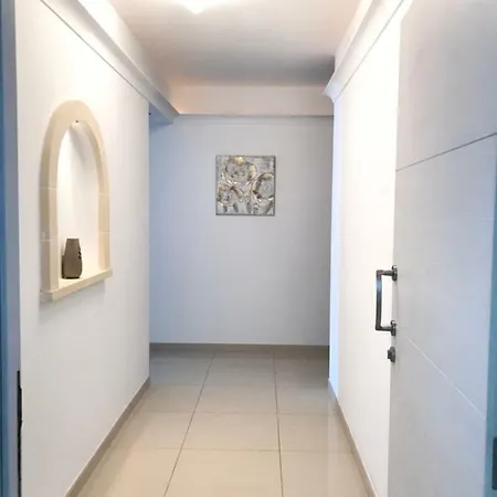 Savoy Apartment